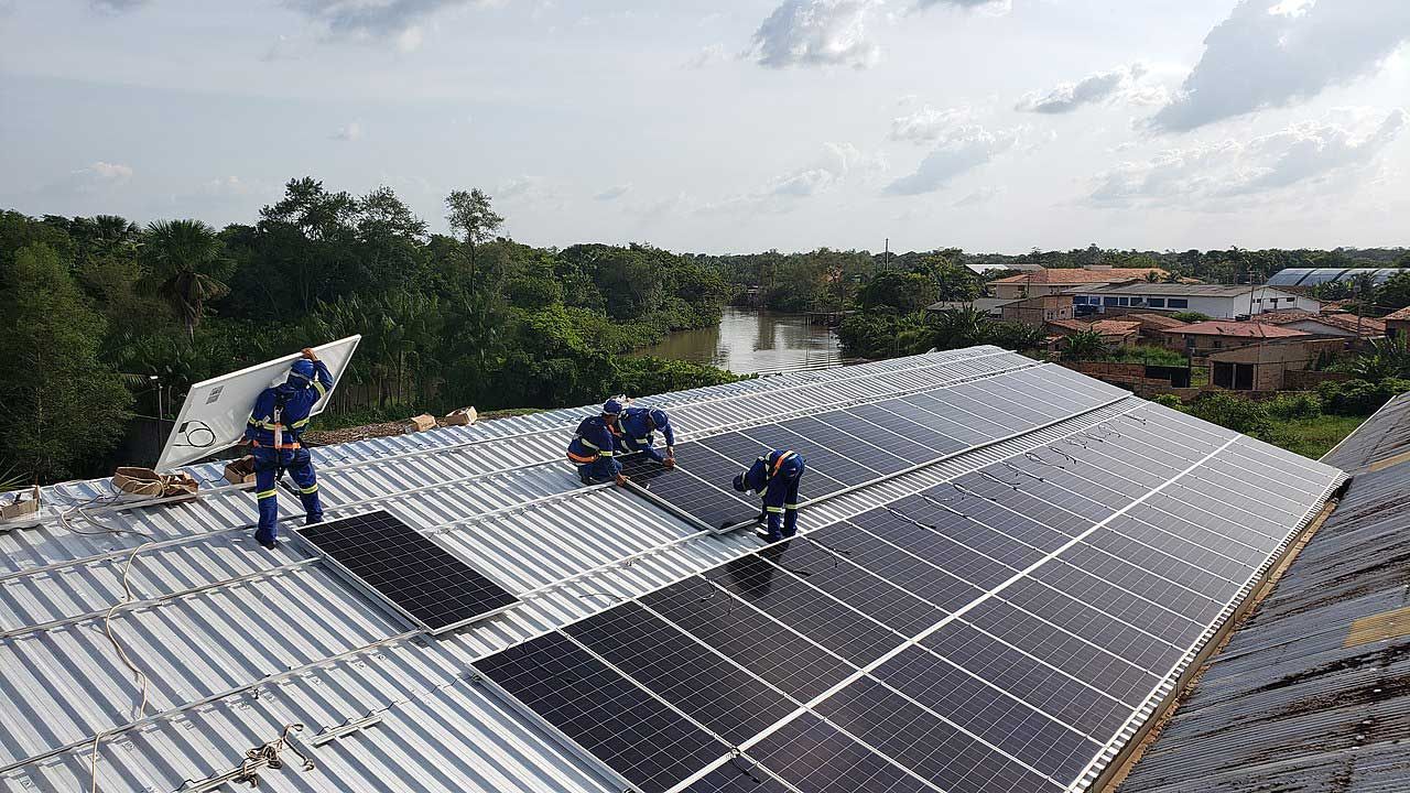 Instalación placas fotovoltaicas Inelcon